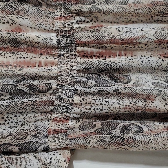 Peach Love California Bohemian Animal Print Semi Sheer Kimono Cardigan Duster - Picture 10 of 14